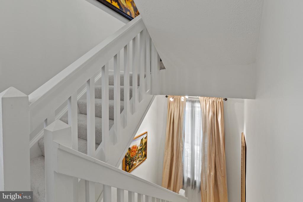10178 OAKTON TERRACE ROAD Unit: 178