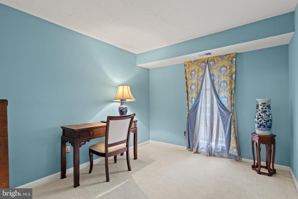 10178 OAKTON TERRACE ROAD Unit: 178