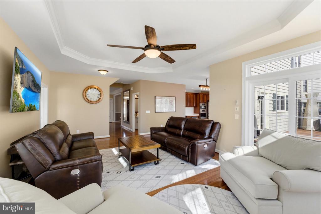 6070 ERINBLAIR LOOP