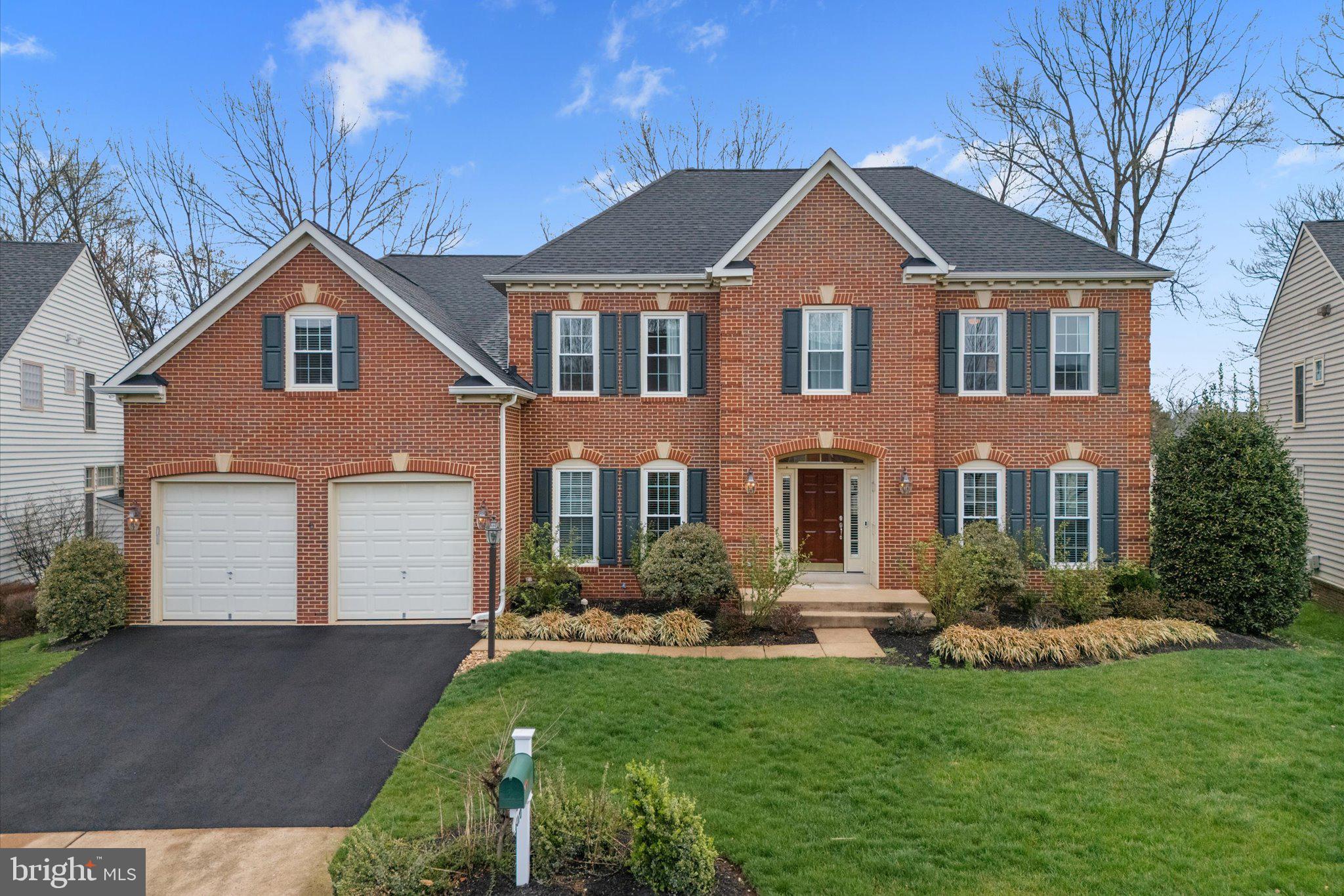 6070 ERINBLAIR LOOP
