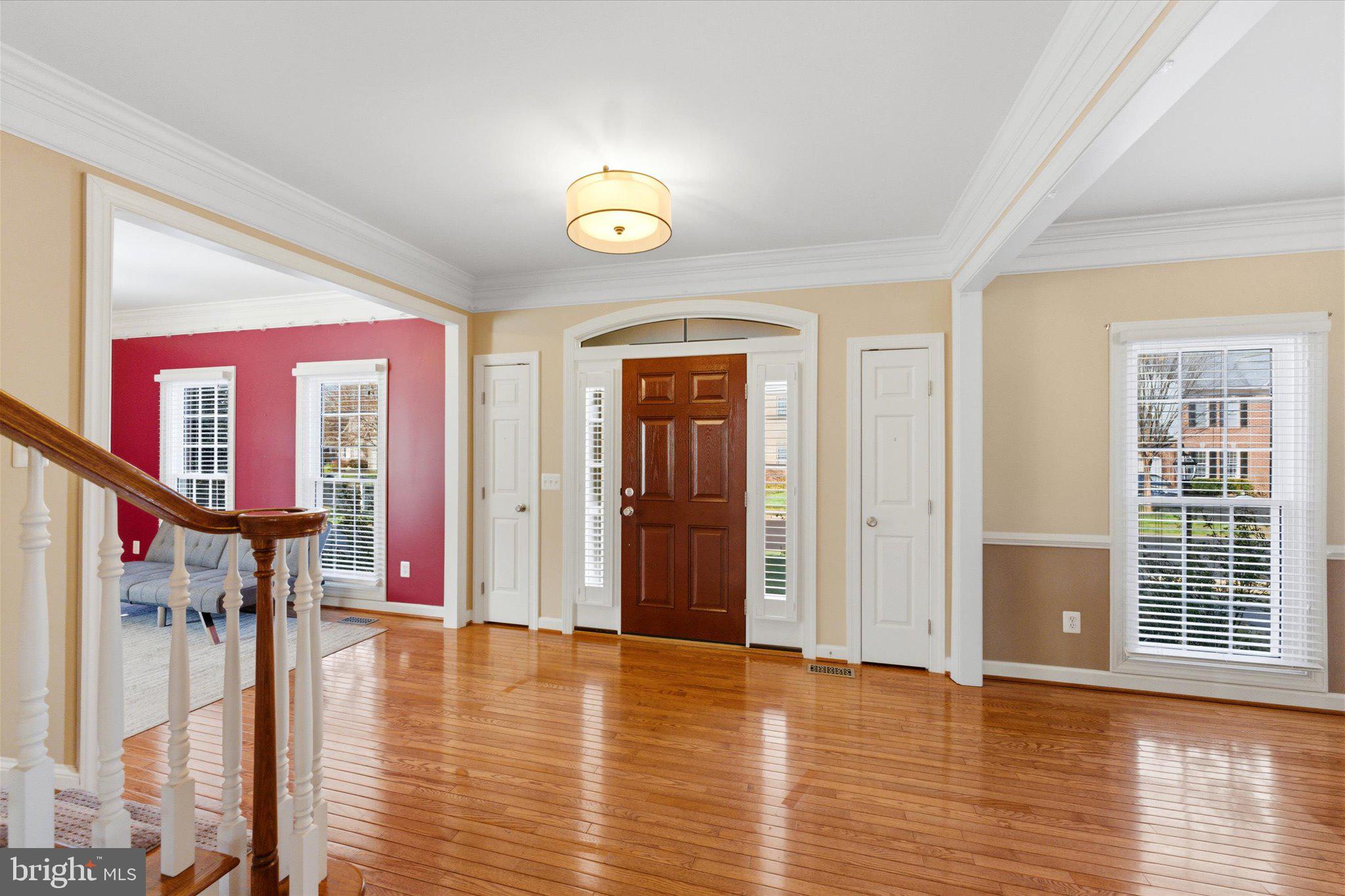 6070 ERINBLAIR LOOP