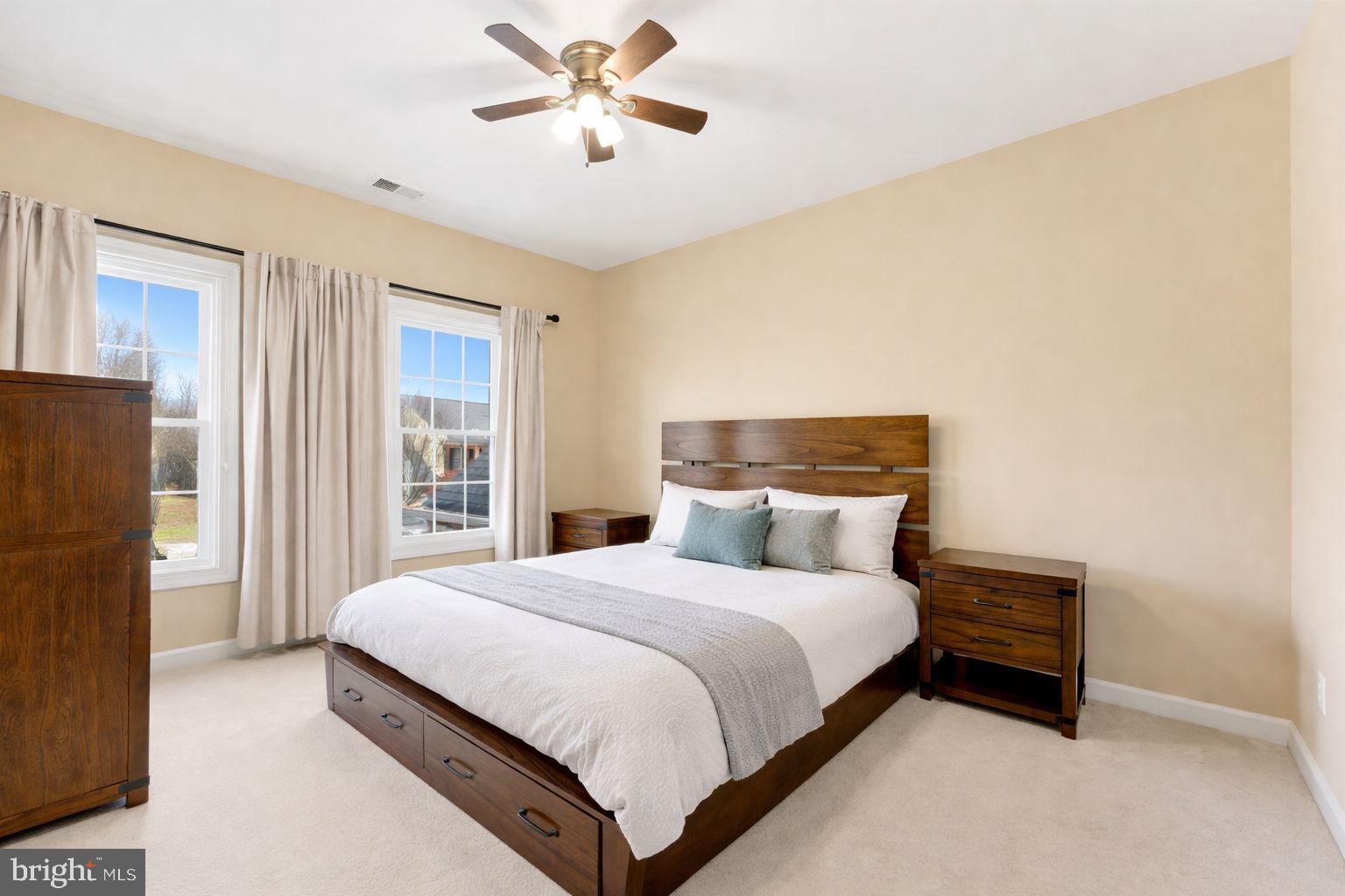 6070 ERINBLAIR LOOP