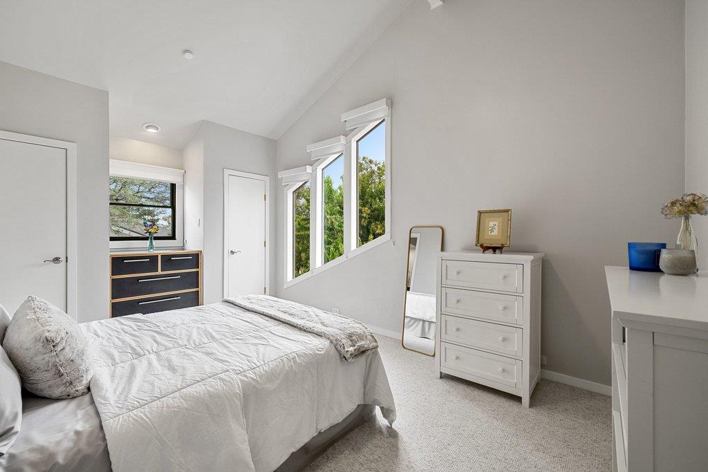 6101 Gun Bow CT