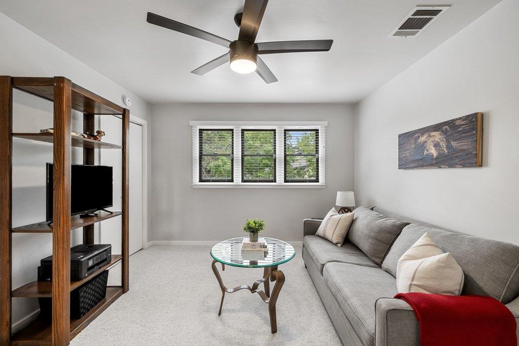 6101 Gun Bow CT