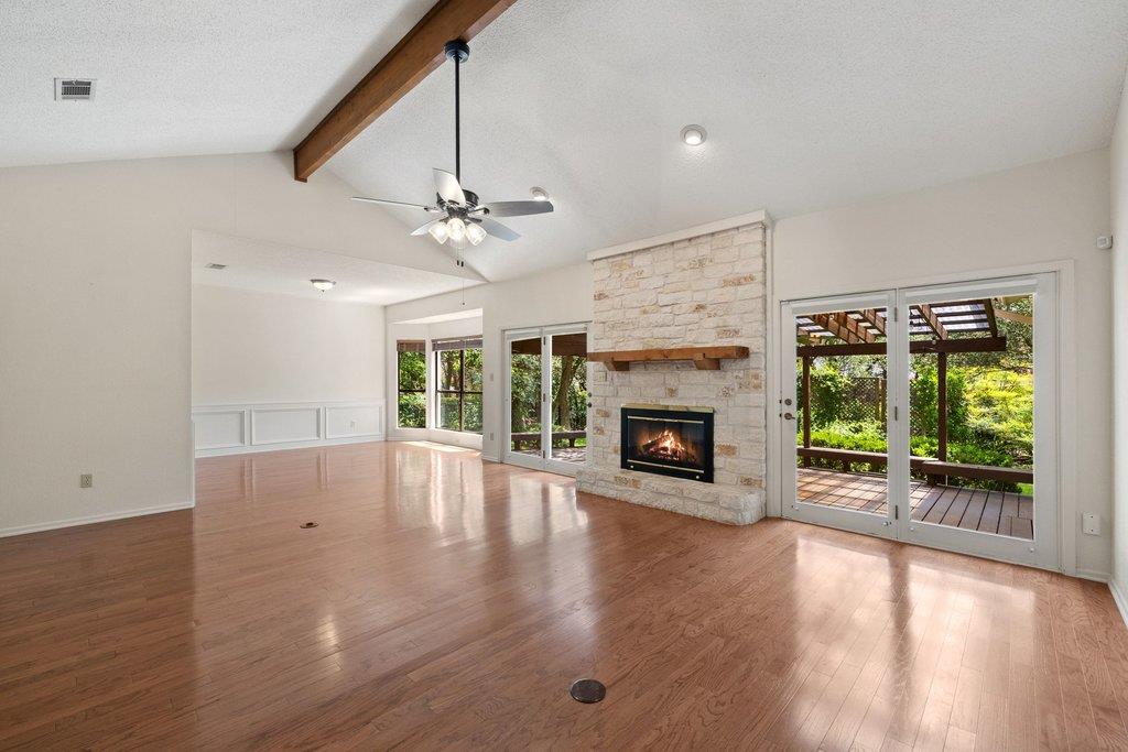110 Blue Jay DR