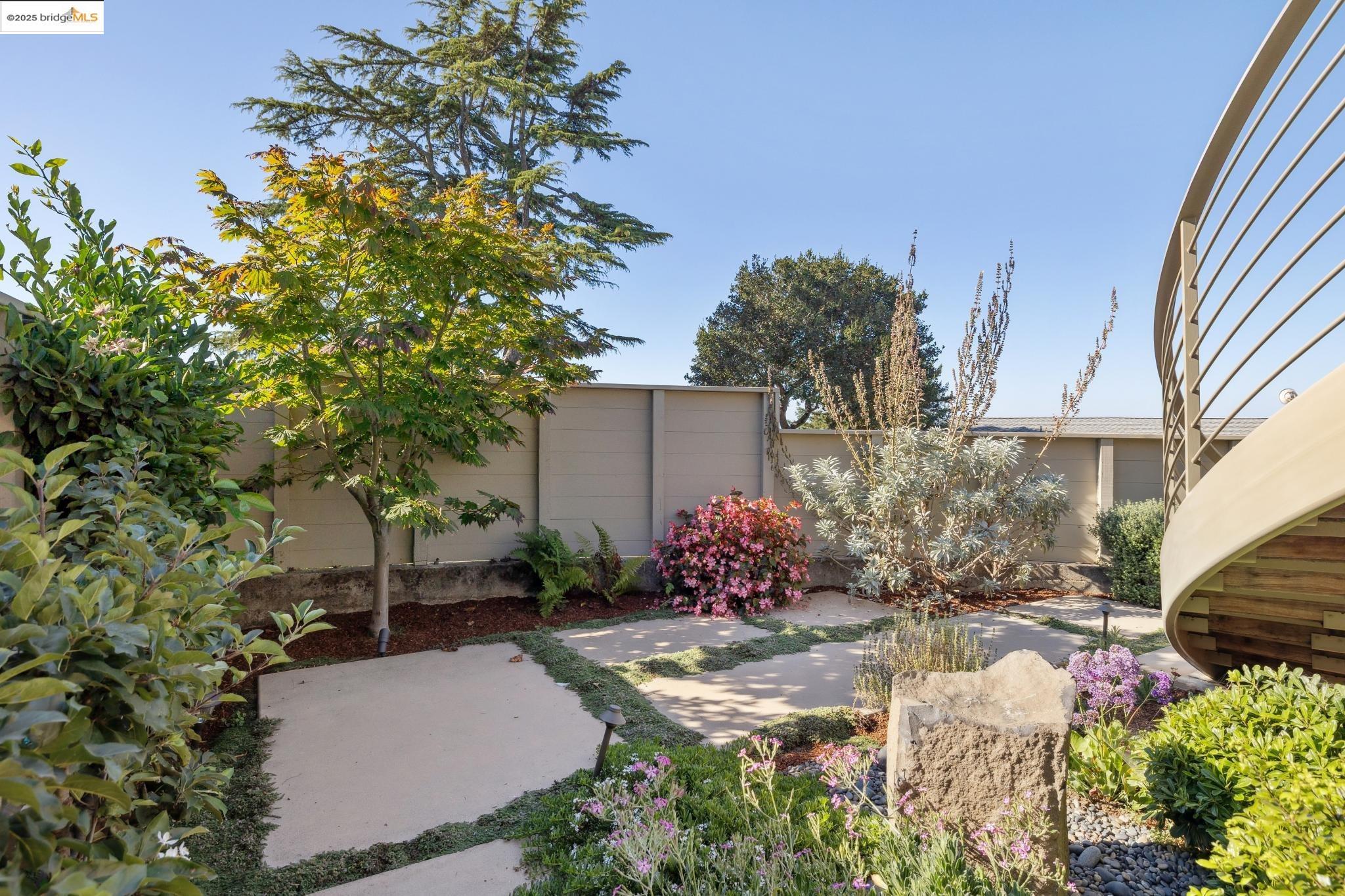 45 Alta Rd