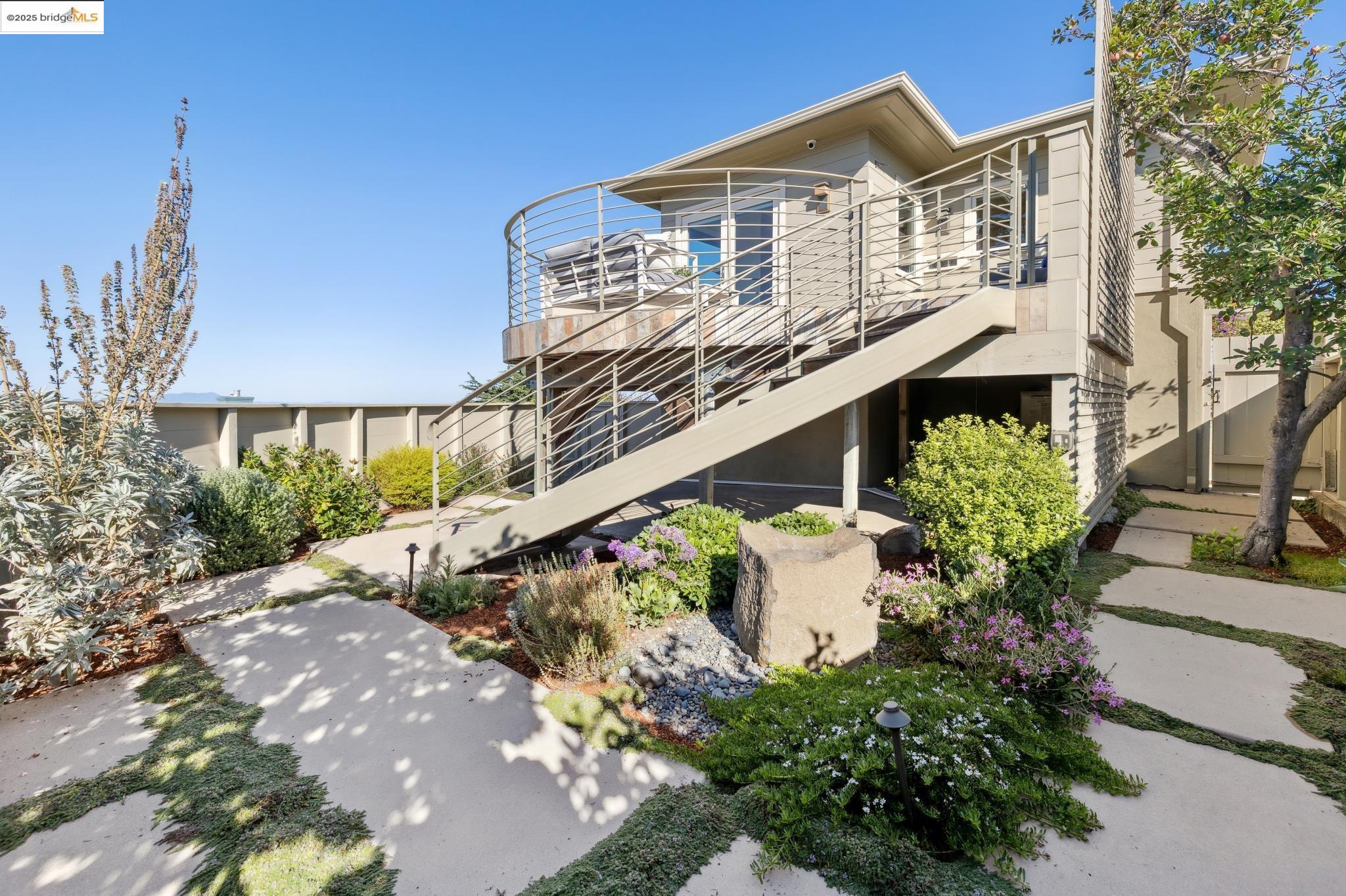 45 Alta Rd
