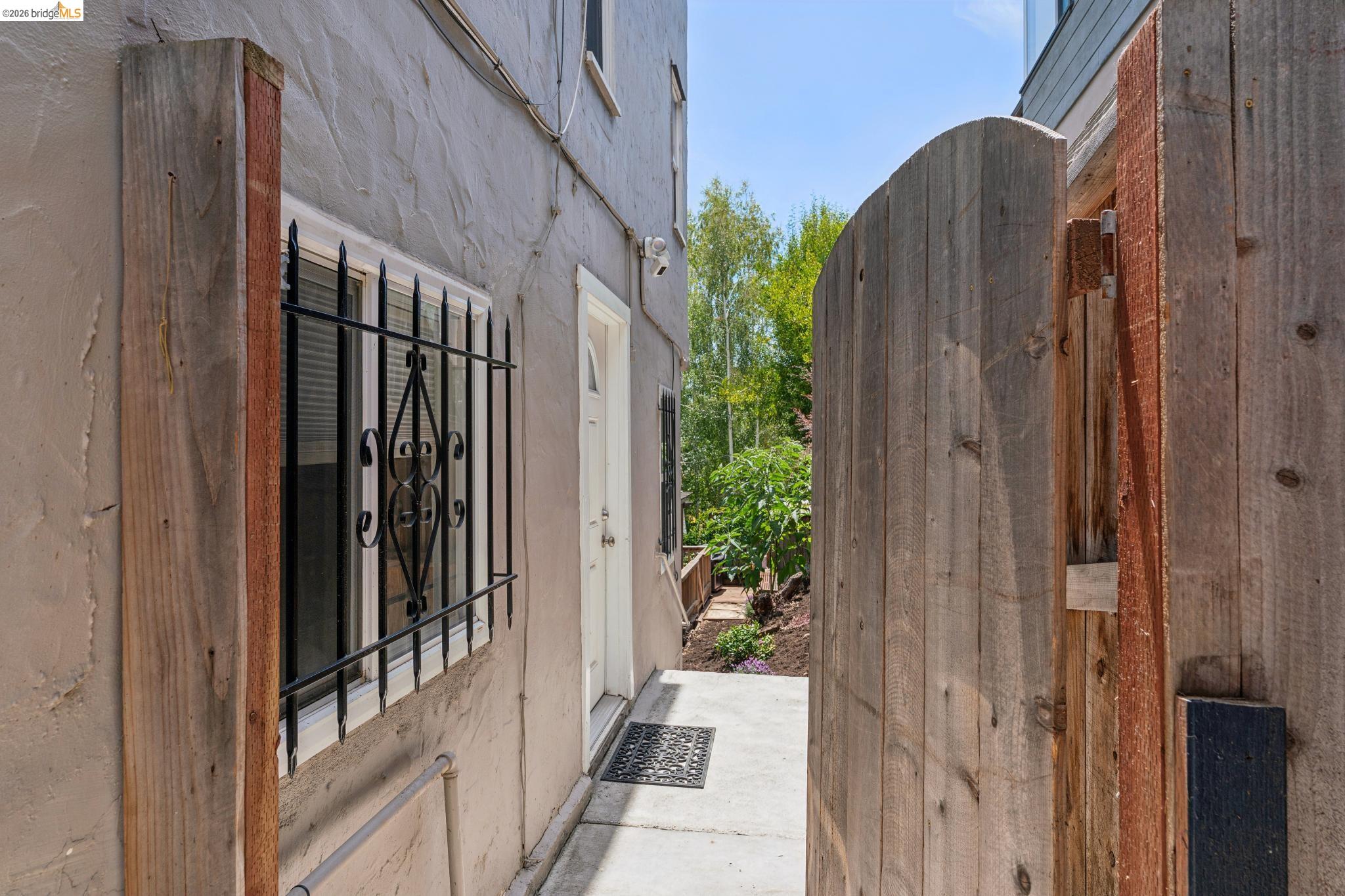 815 Portal Ave
