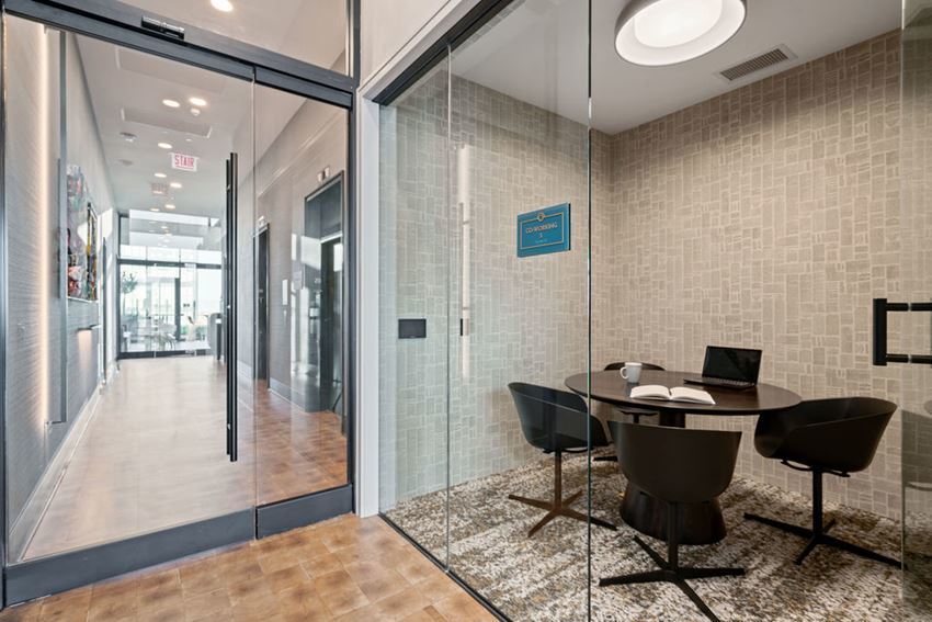 1125 W Van Buren Street Unit: 404