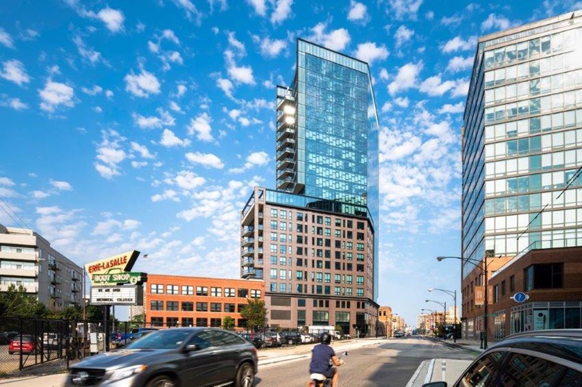 730 N Milwaukee Avenue Unit: 1802