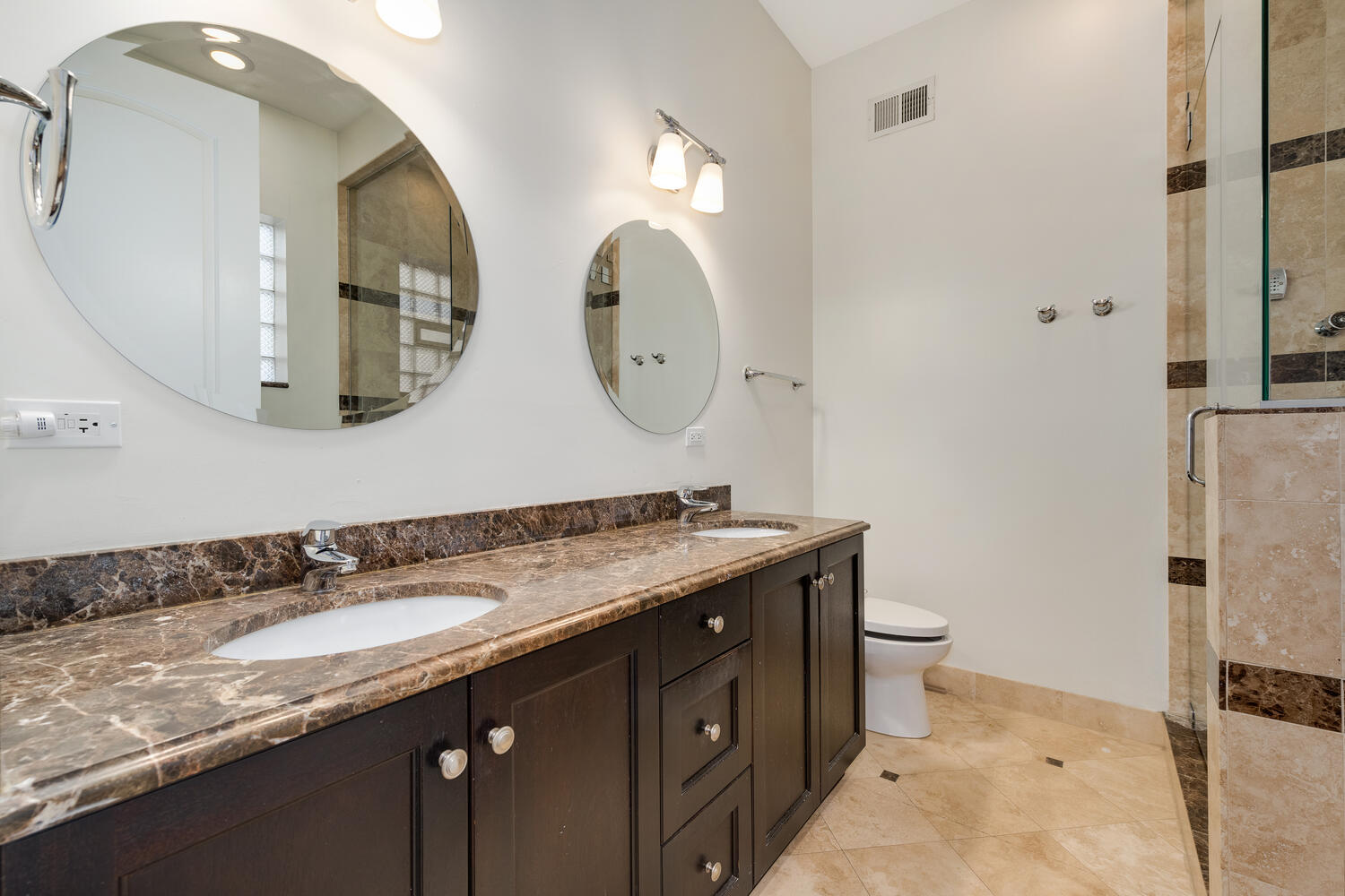 2330 N Hamilton Avenue Unit: 1