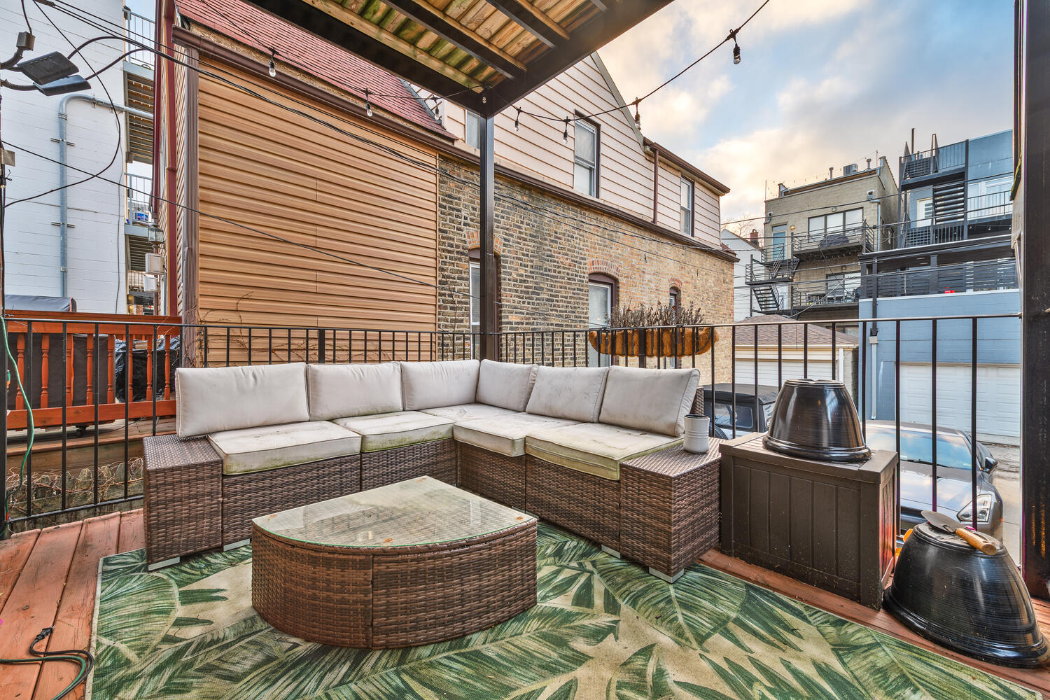 2330 N Hamilton Avenue Unit: 1