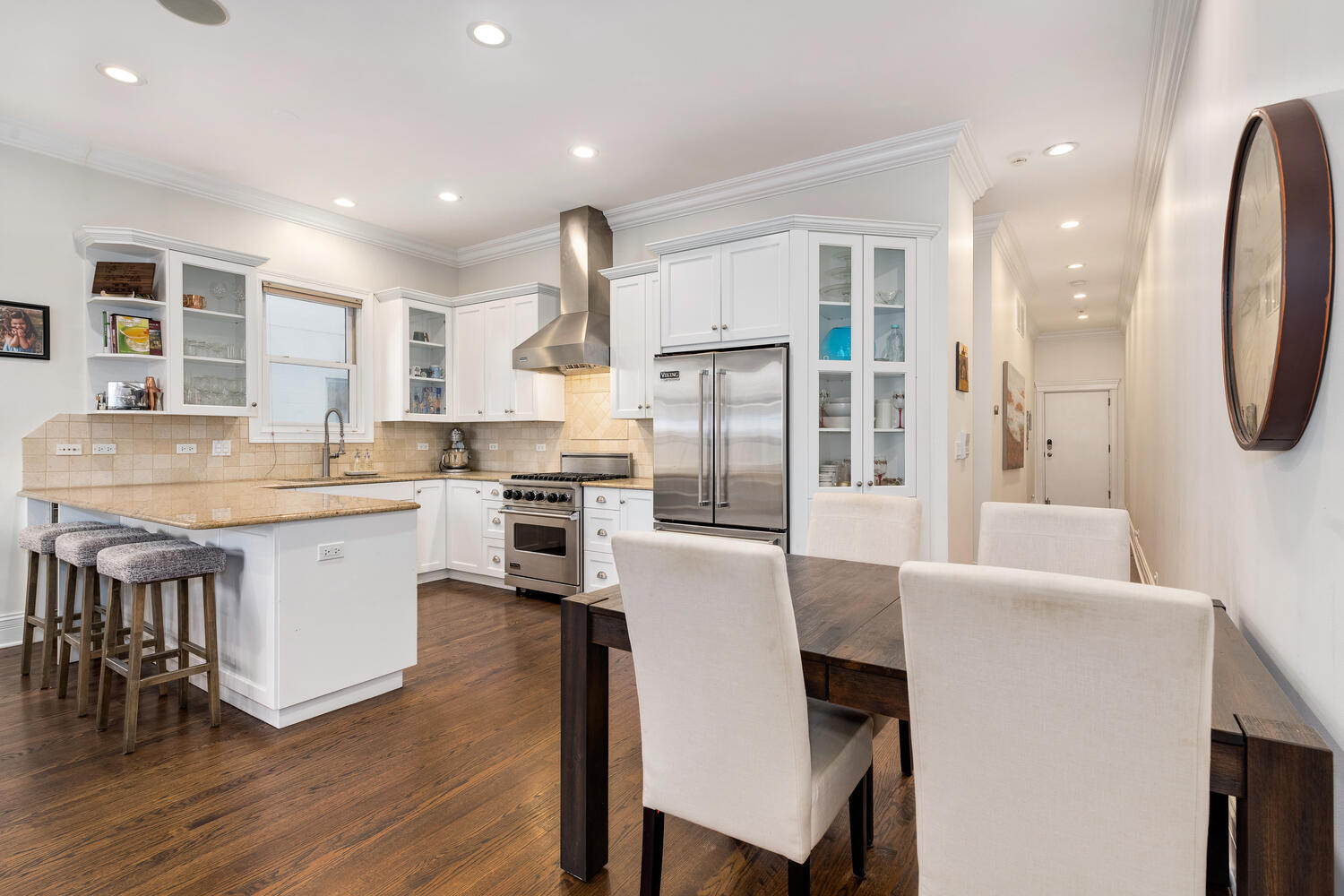 2330 N Hamilton Avenue Unit: 1