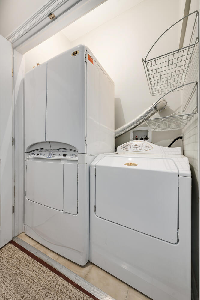 852 N Damen Avenue Unit: 4A