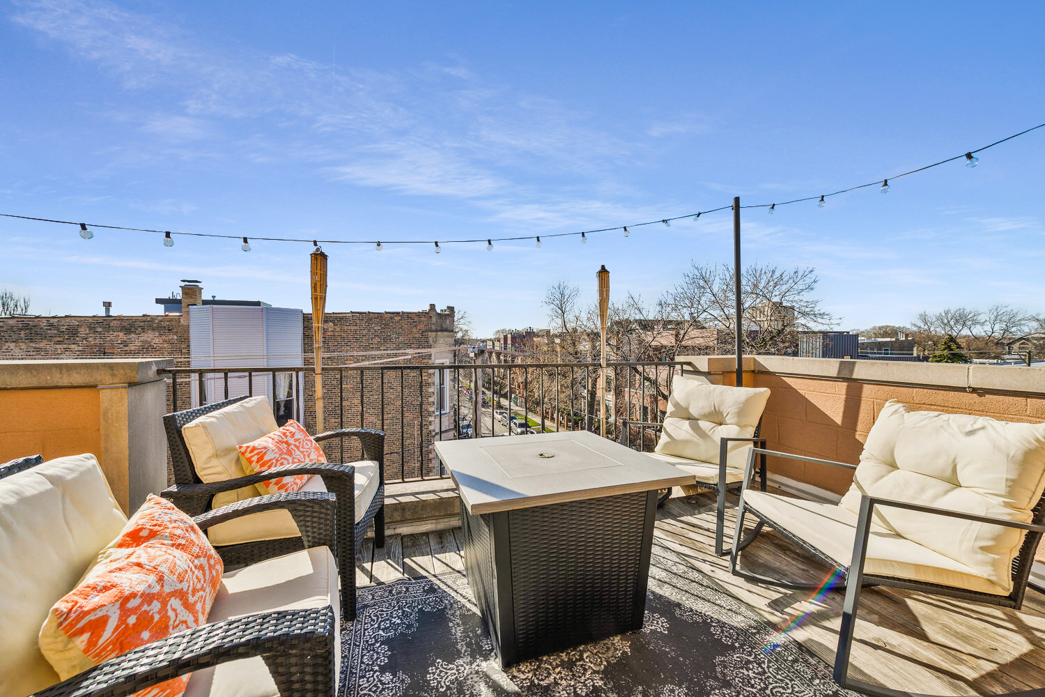 852 N Damen Avenue Unit: 4A