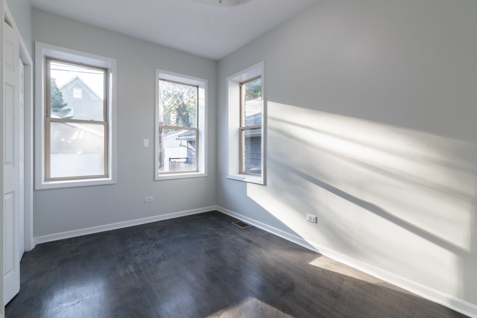 5134 N Oakley Avenue Unit: 1R