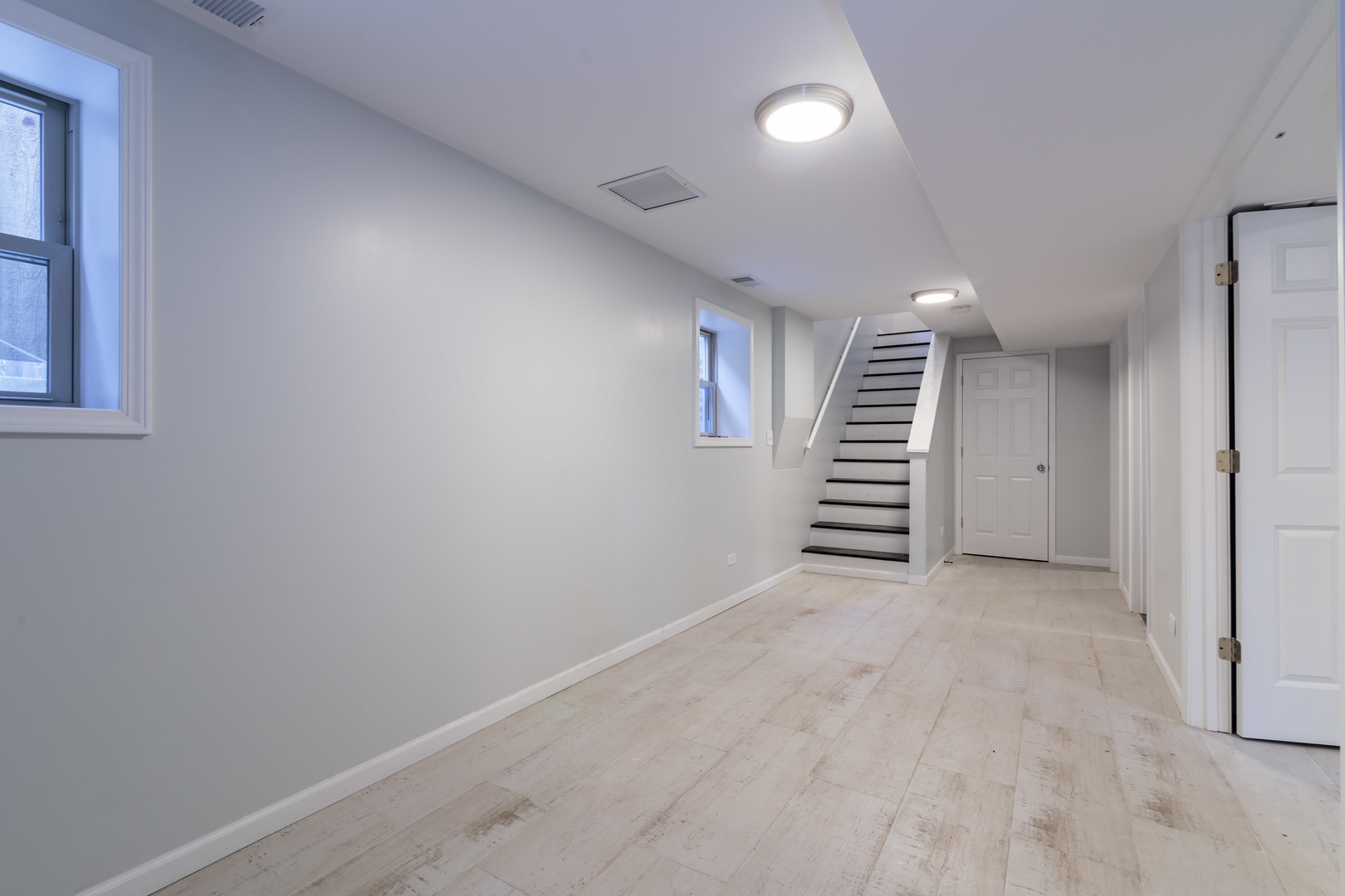 5134 N Oakley Avenue Unit: 1R