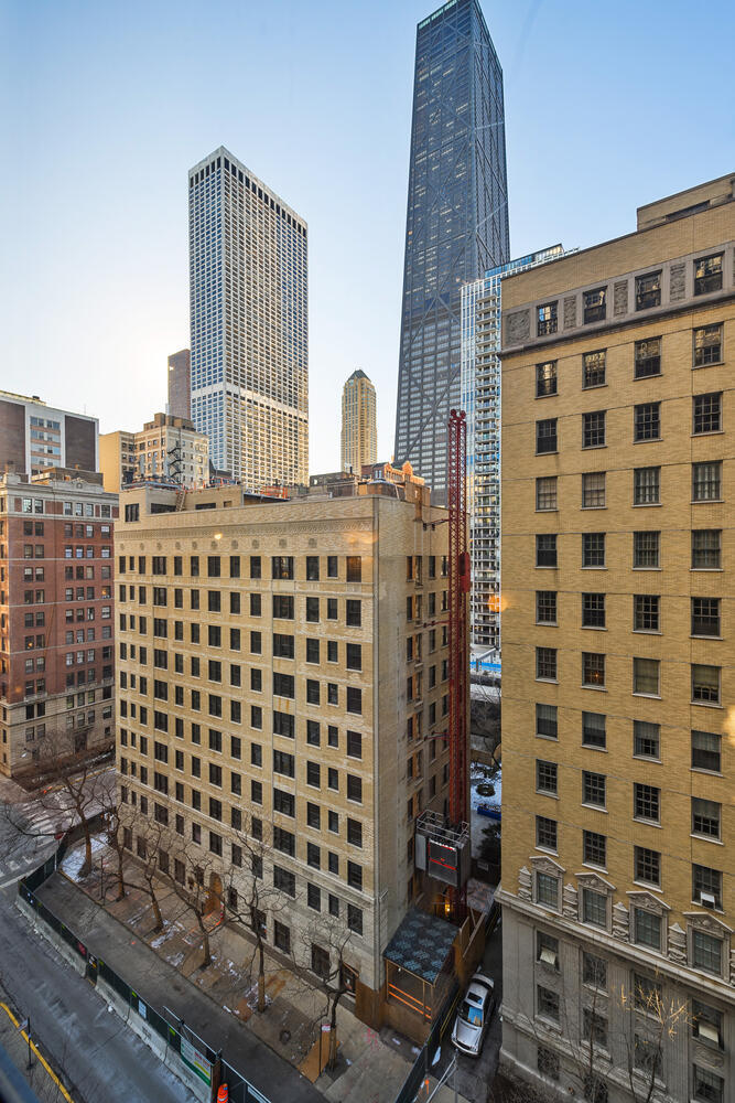910 N Lake Shore Drive Unit: 1118