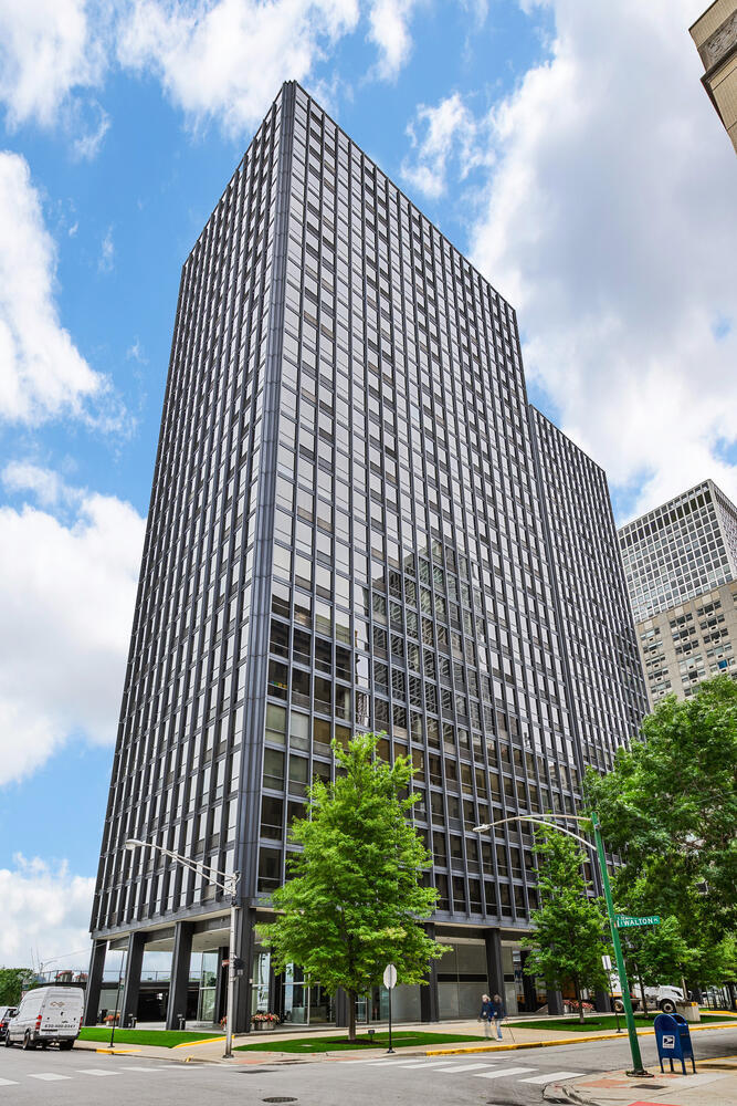 910 N Lake Shore Drive Unit: 1118