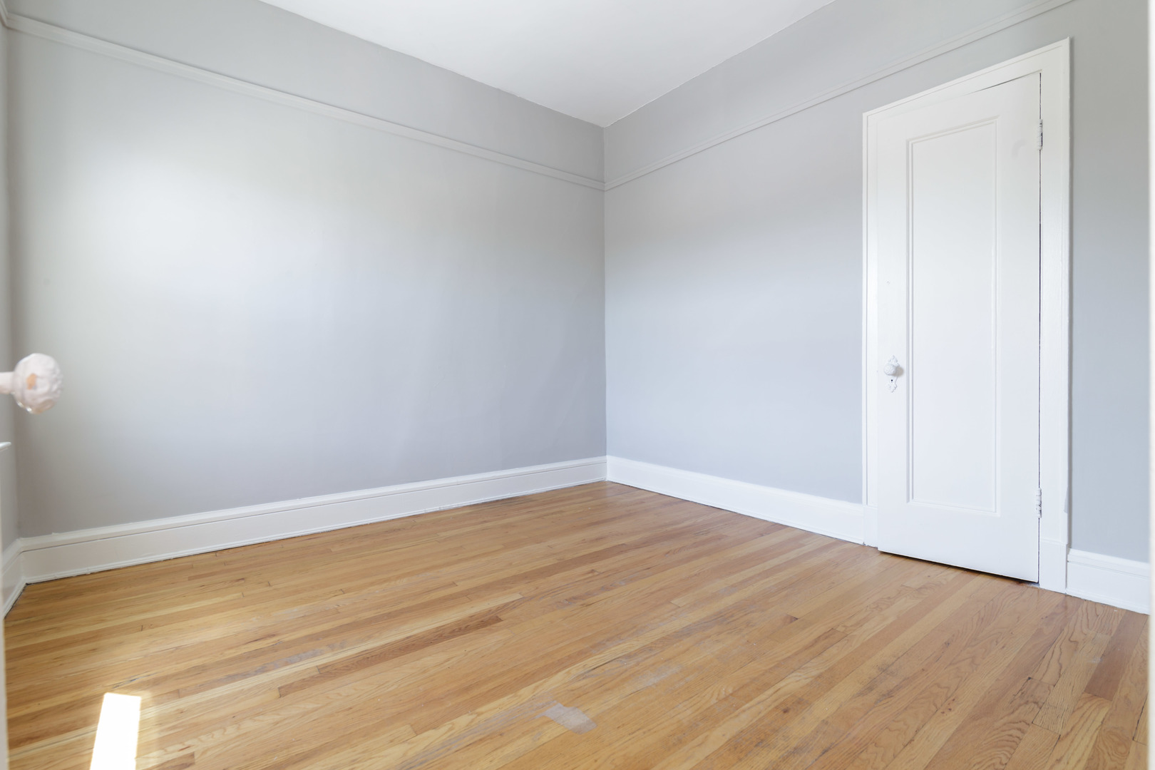 4754 N Lincoln Avenue Unit: 3