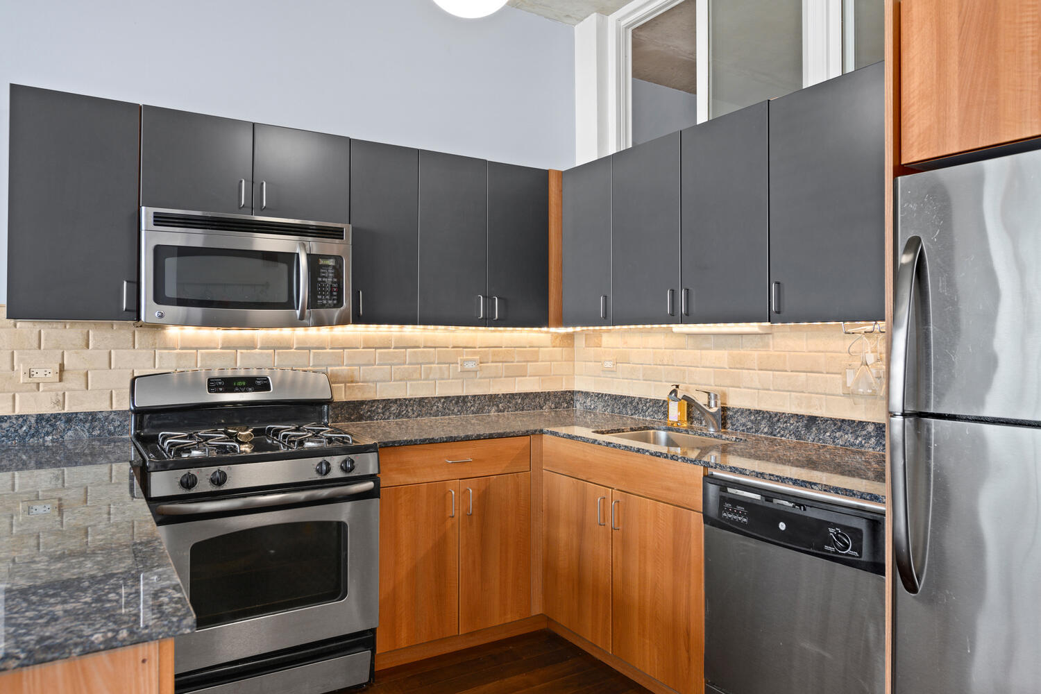 235 W Van Buren Street Unit: 3605