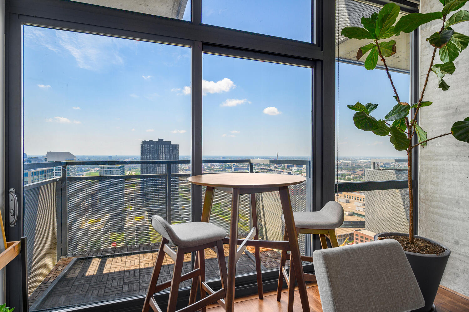 235 W Van Buren Street Unit: 3605