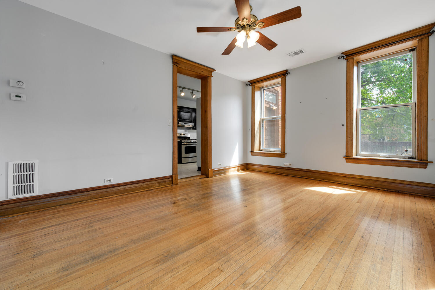 1539 W JACKSON Boulevard Unit: 2