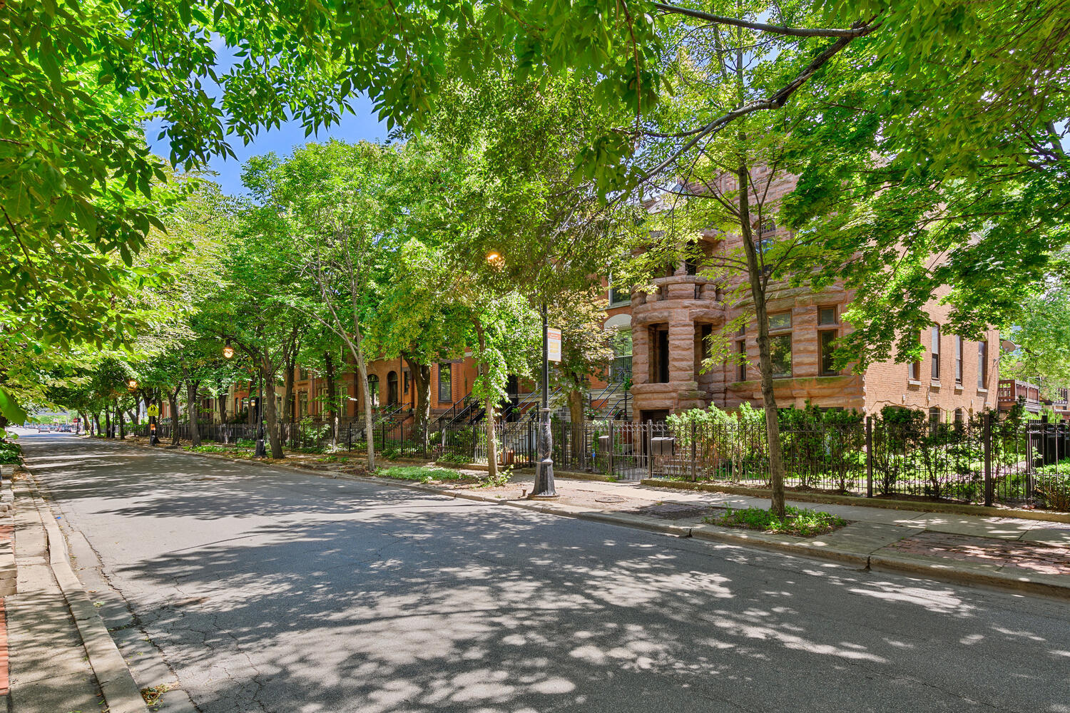 1539 W JACKSON Boulevard Unit: 2