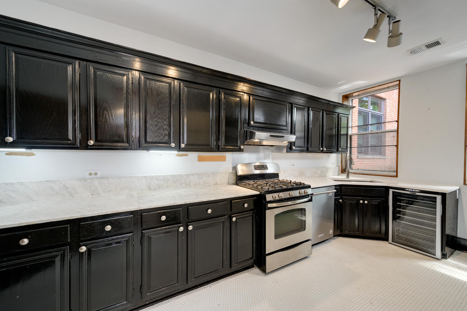 1539 W JACKSON Boulevard Unit: 2