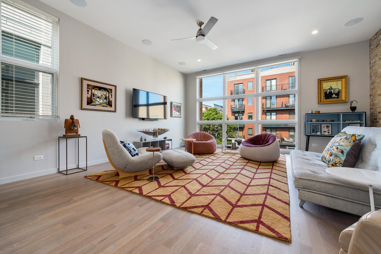 814 N Marshfield Avenue Unit: 3N