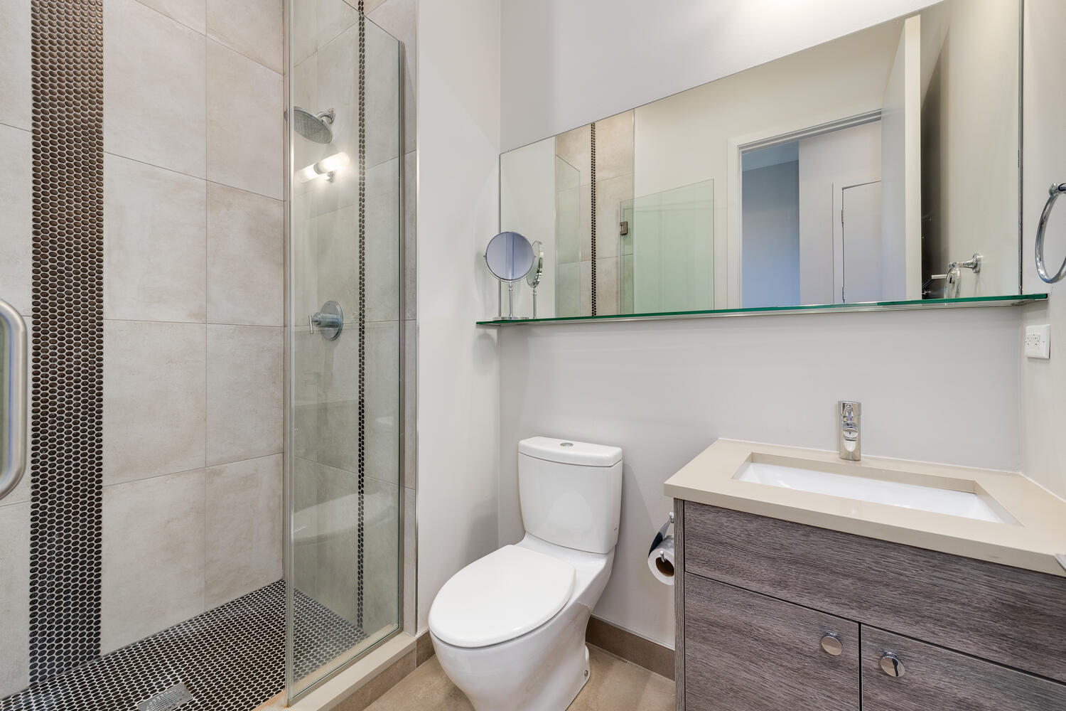 814 N Marshfield Avenue Unit: 3N