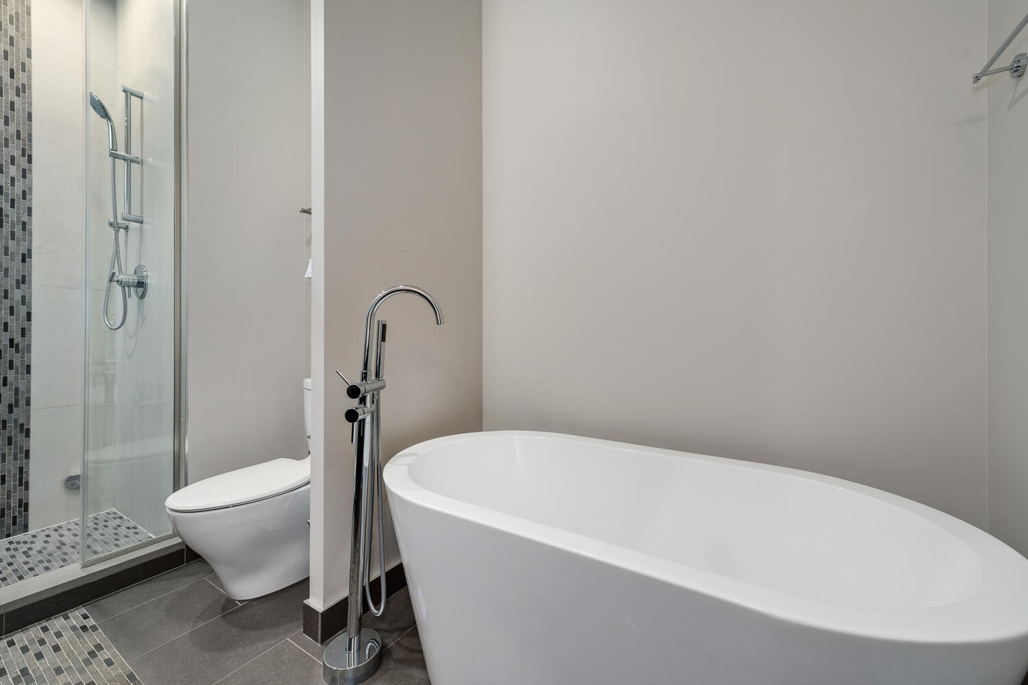 814 N Marshfield Avenue Unit: 3N