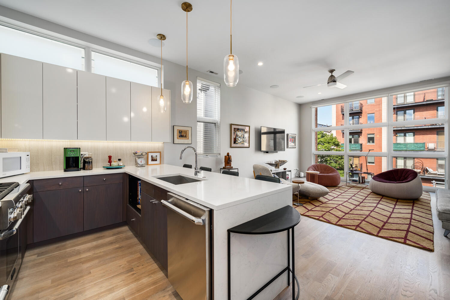 814 N Marshfield Avenue Unit: 3N