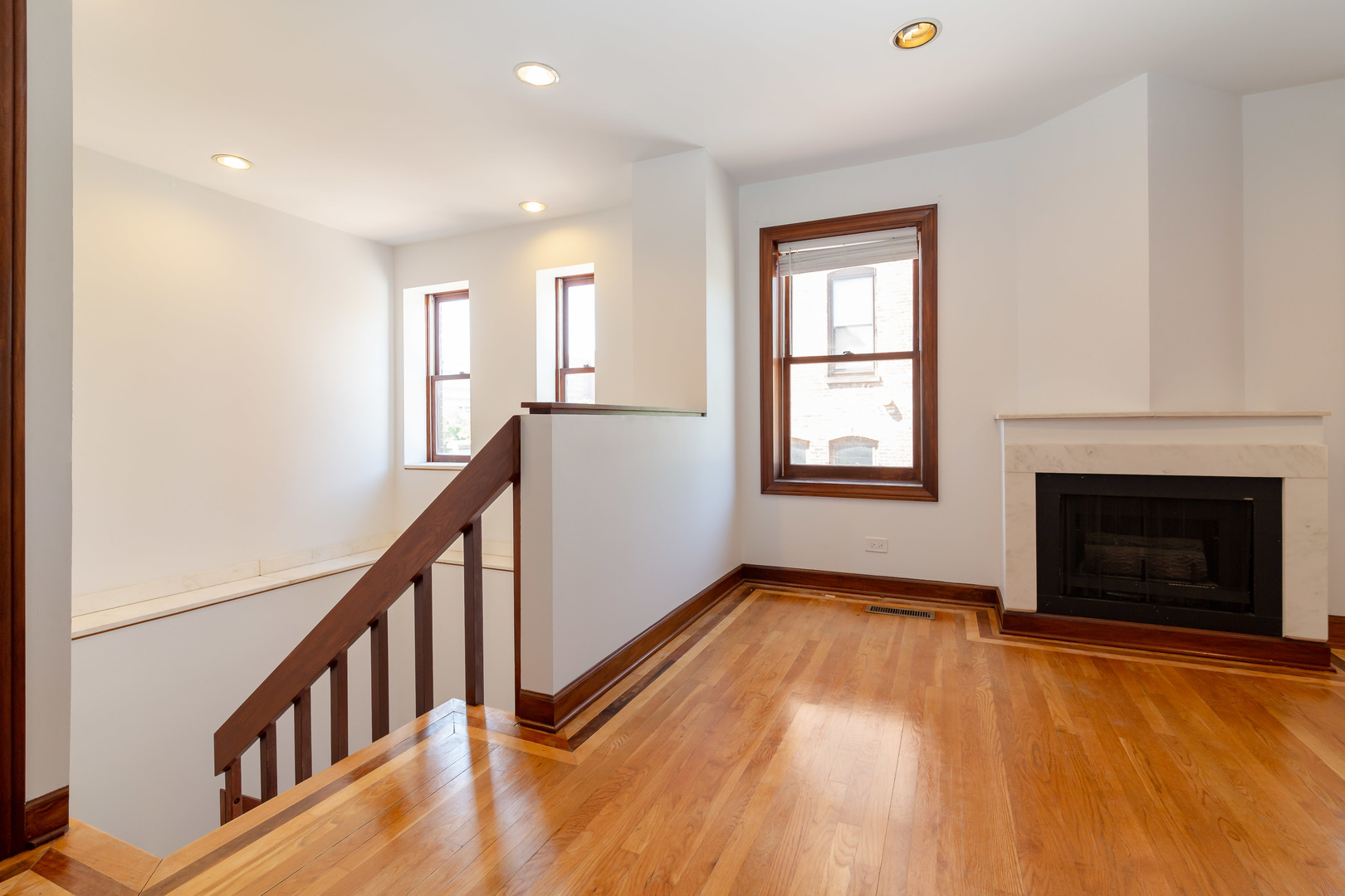315 S Ashland Avenue Unit: 5
