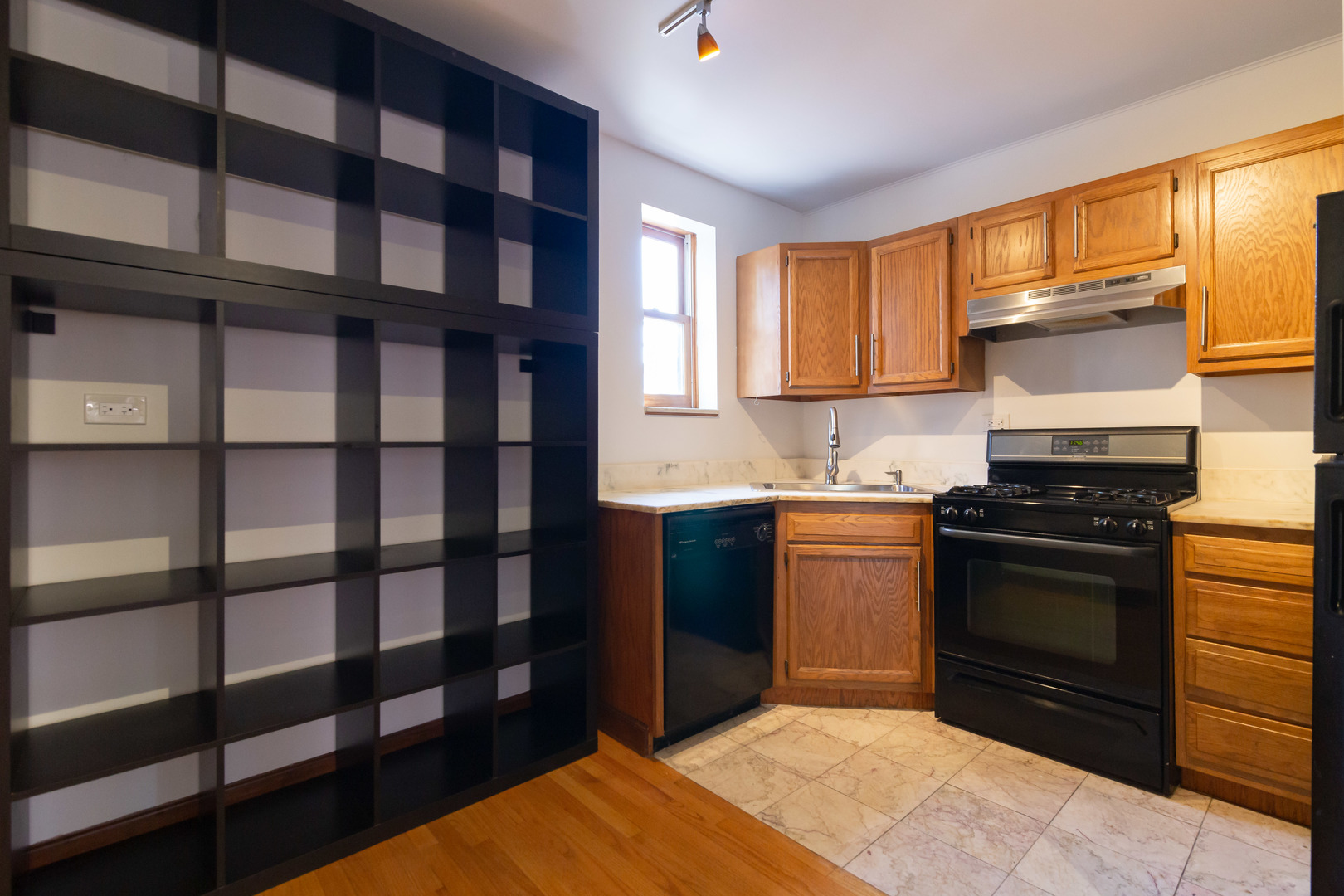 315 S Ashland Avenue Unit: 5
