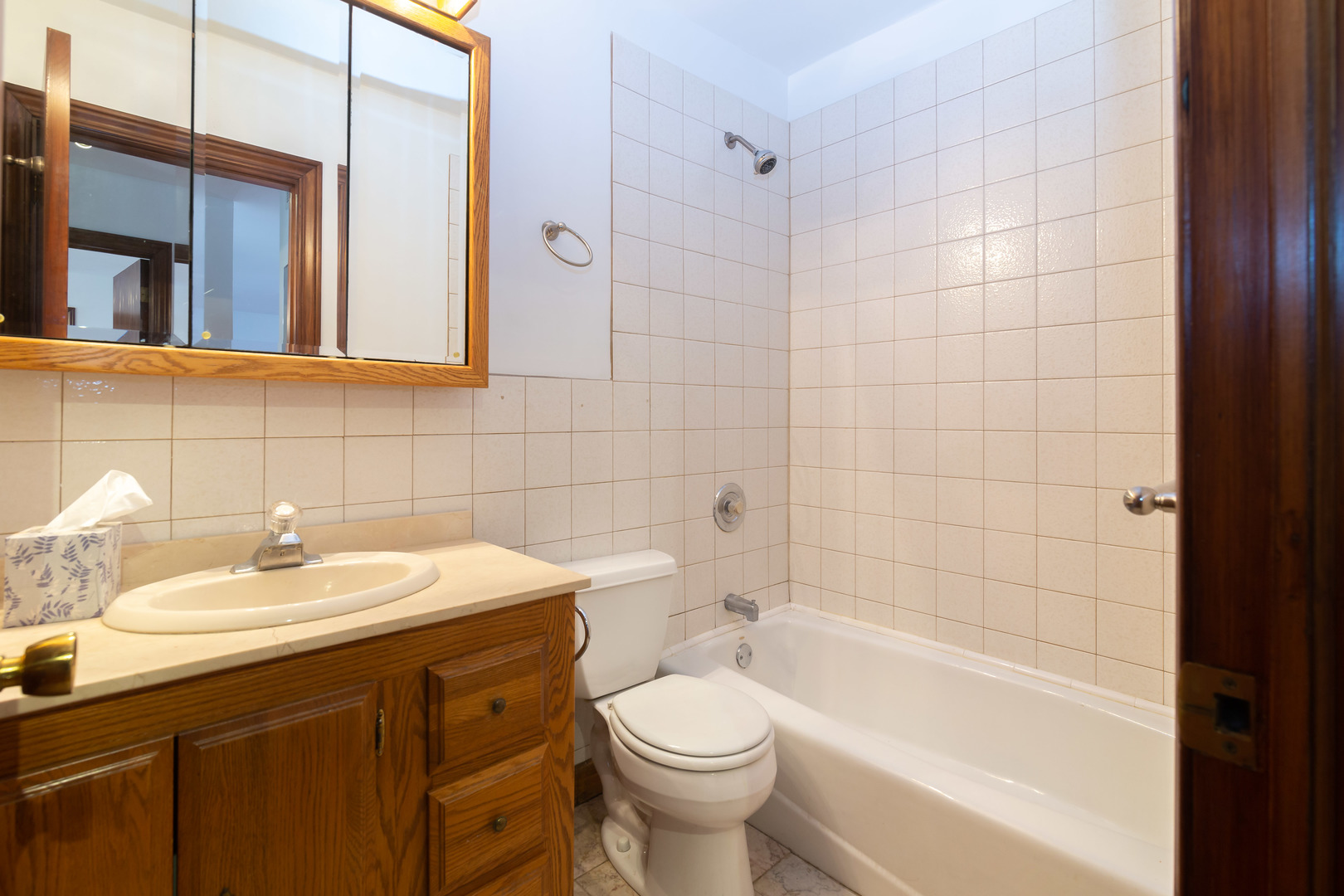 315 S Ashland Avenue Unit: 5