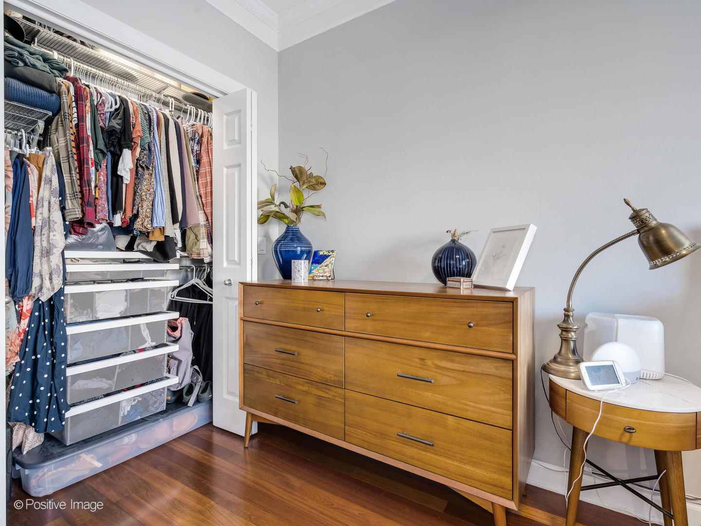 2207 N WESTERN Avenue Unit: 2B