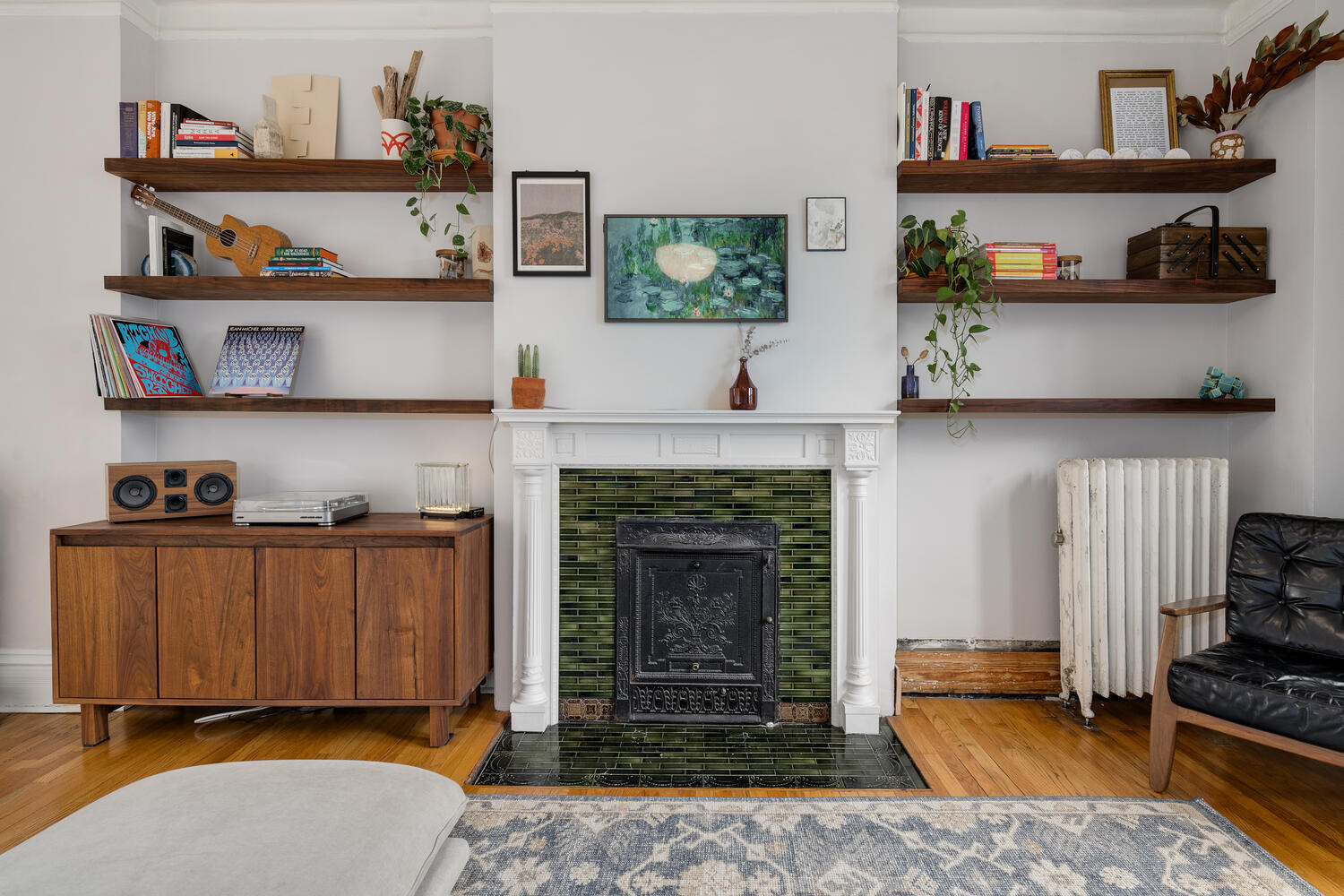 2233 N Bissell Street Unit: 3