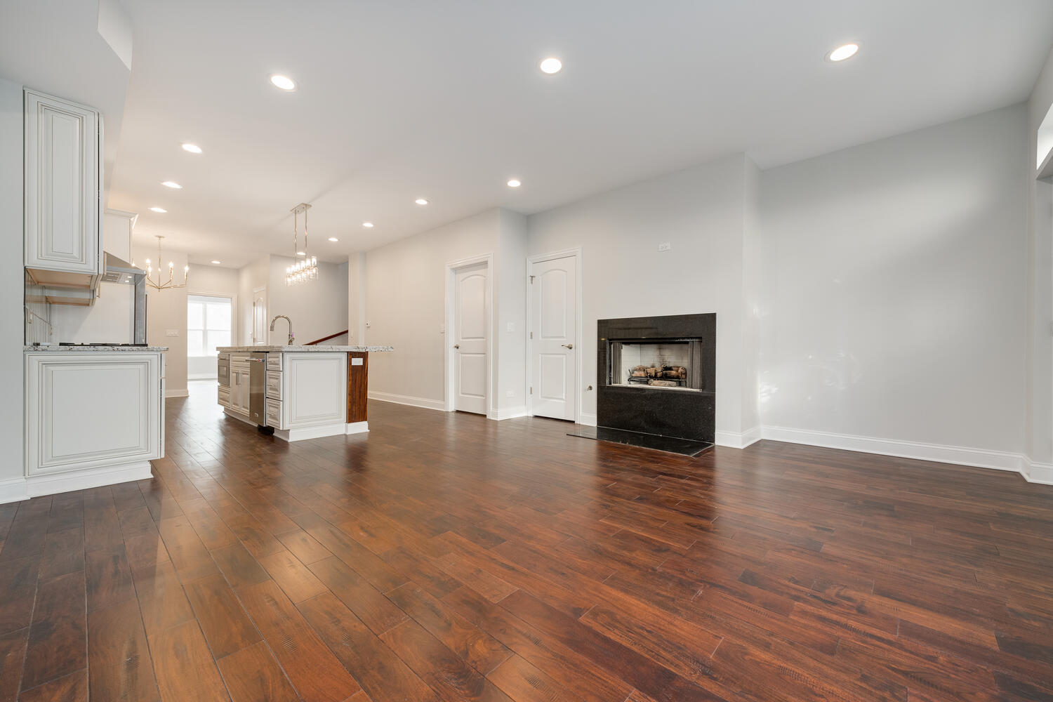 1919 N Drake Avenue Unit: B