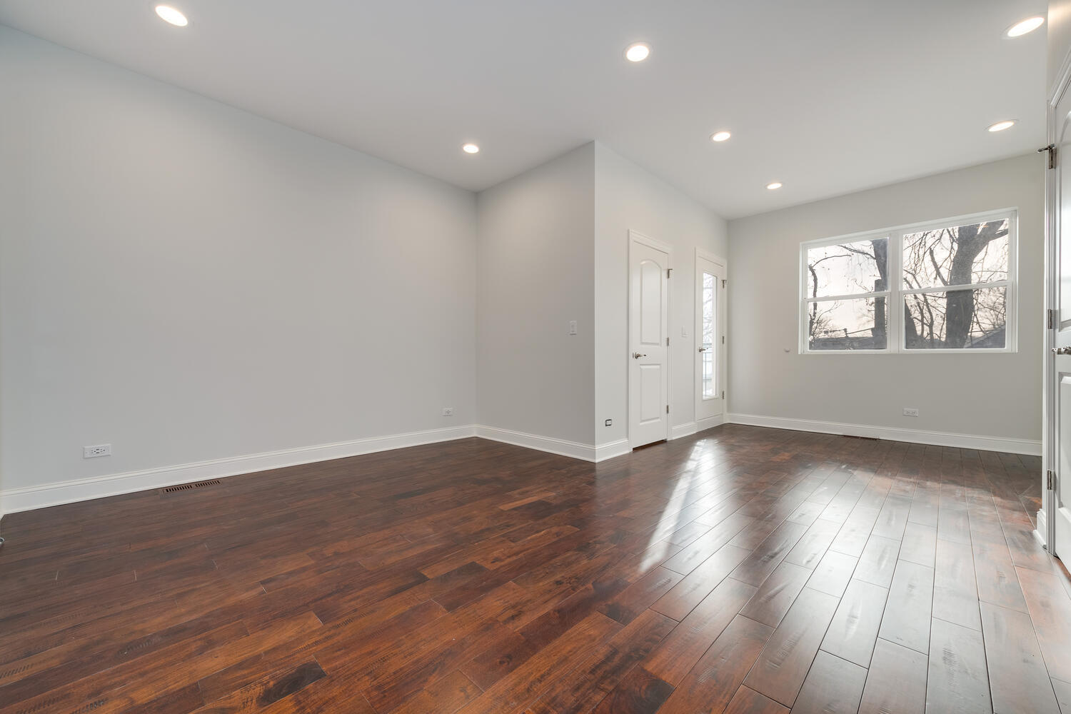 1919 N Drake Avenue Unit: B