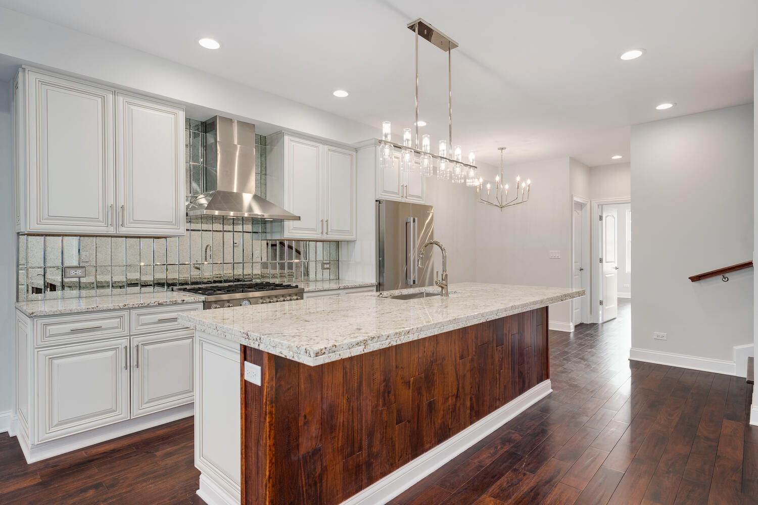 1919 N Drake Avenue Unit: B