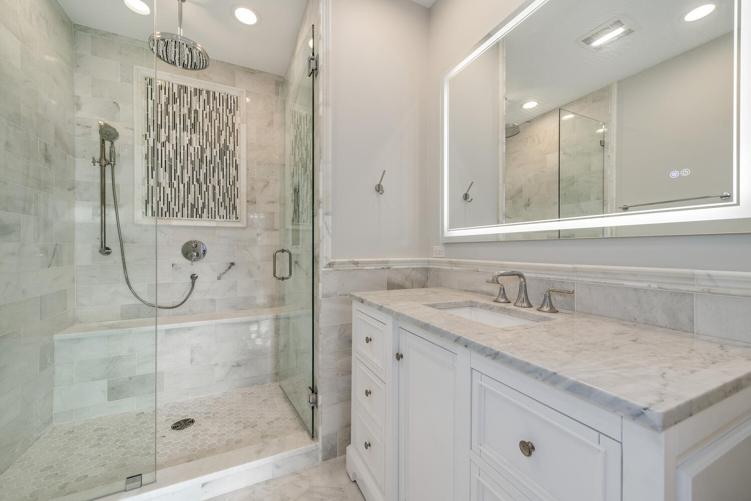 1919 N Drake Avenue Unit: B