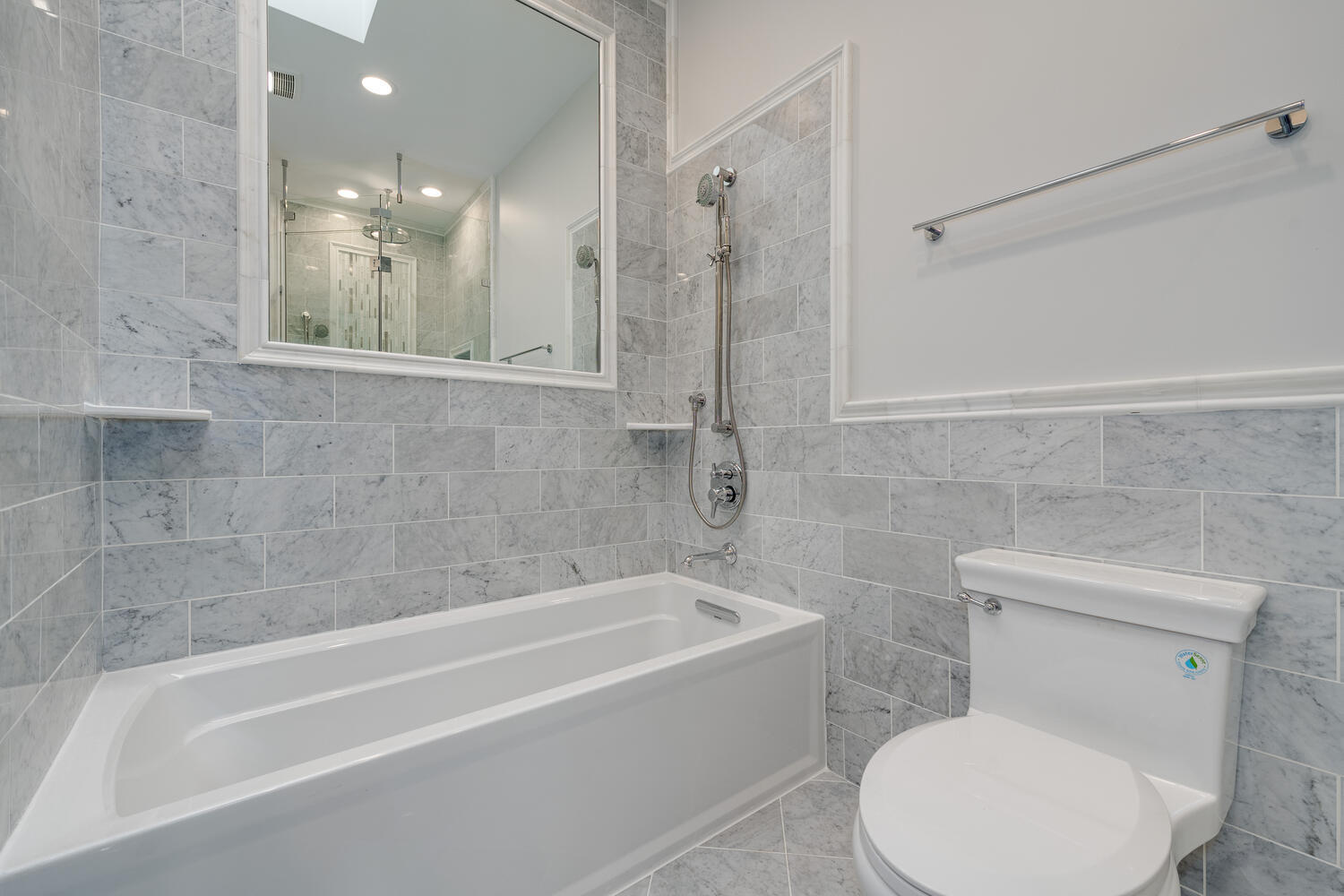 1919 N Drake Avenue Unit: B