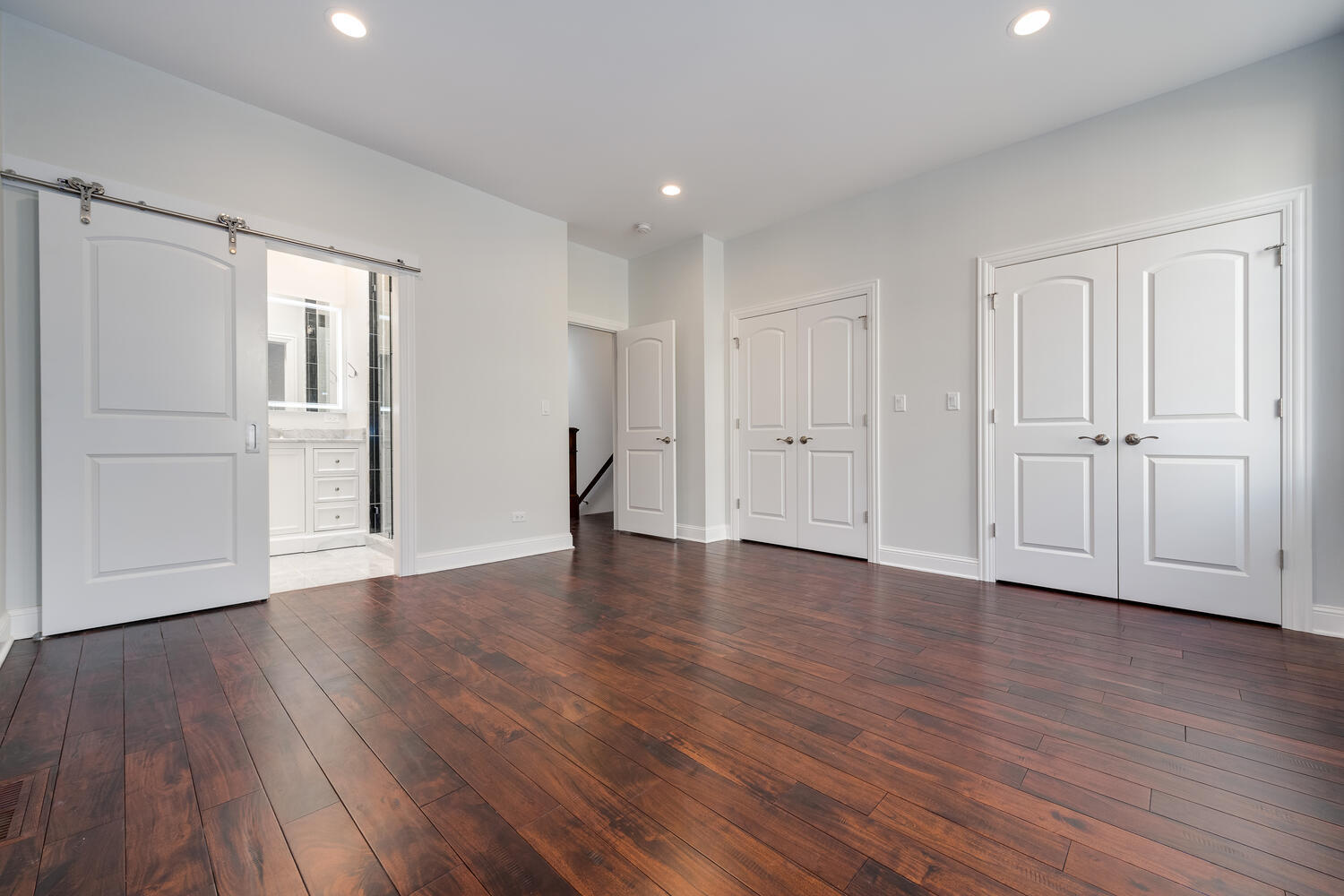 1919 N Drake Avenue Unit: B