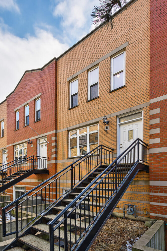 1919 N Drake Avenue Unit: B