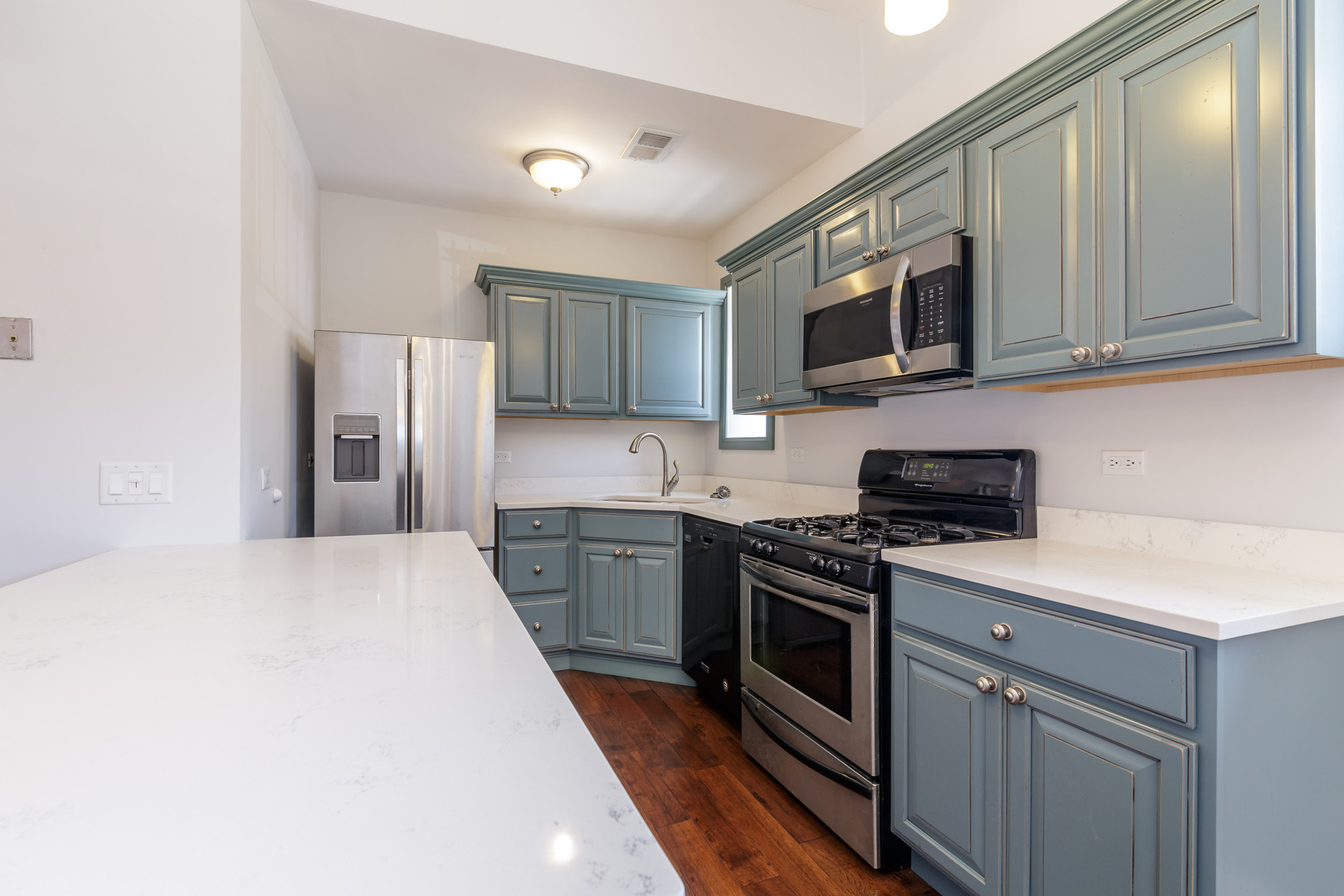 315 S Ashland Avenue Unit: CH-4