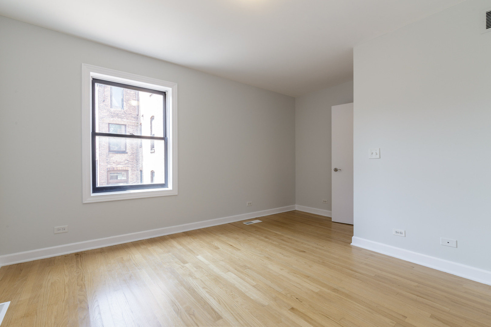 315 S Ashland Avenue Unit: CH-4