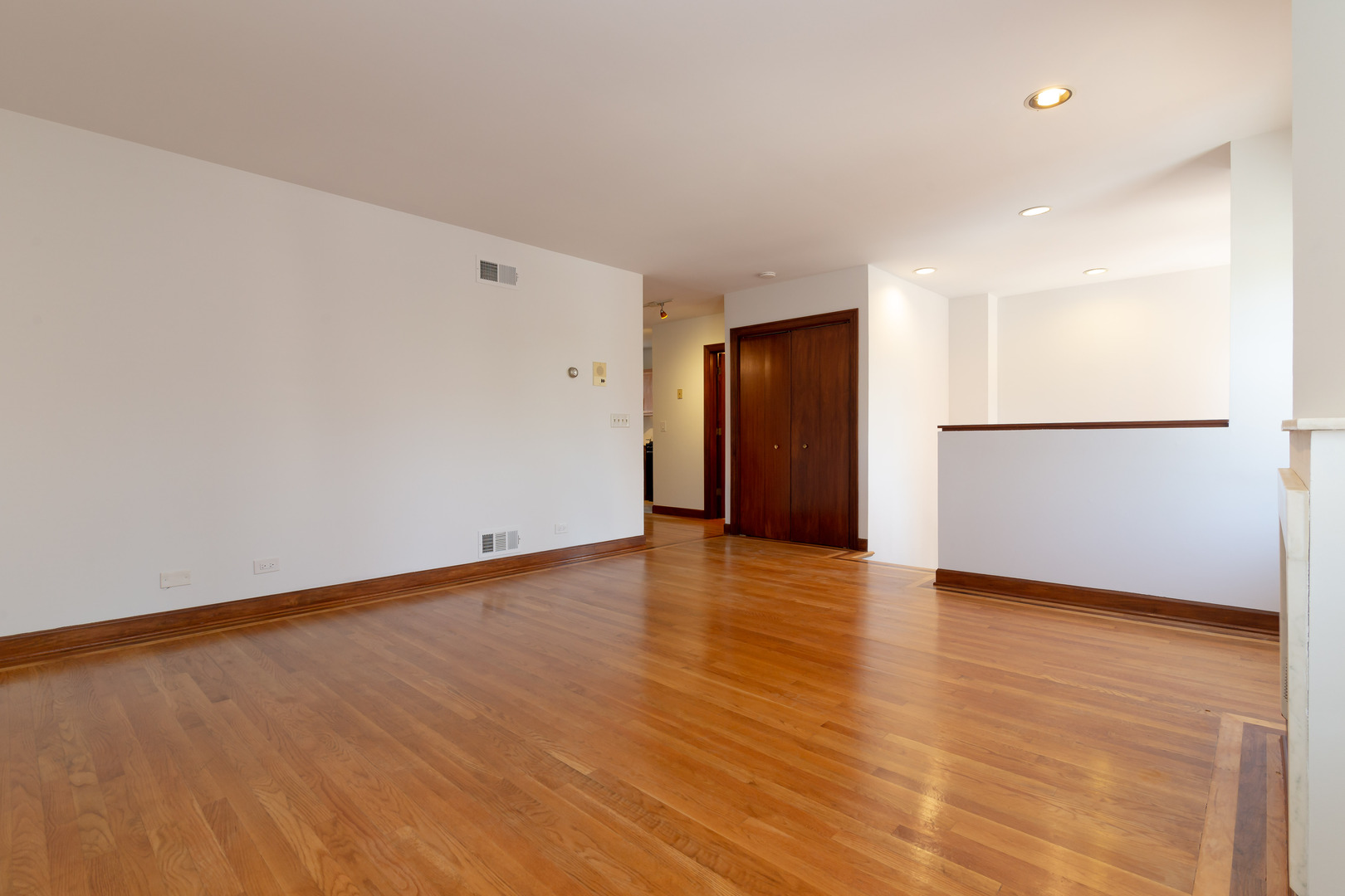 315 S Ashland Avenue Unit: 5