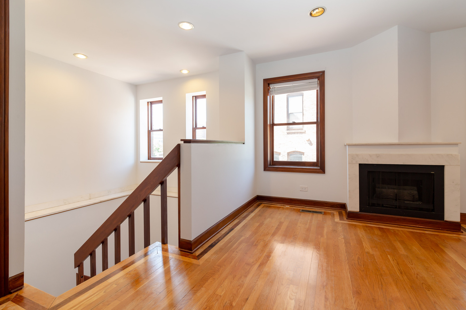 315 S Ashland Avenue Unit: 5