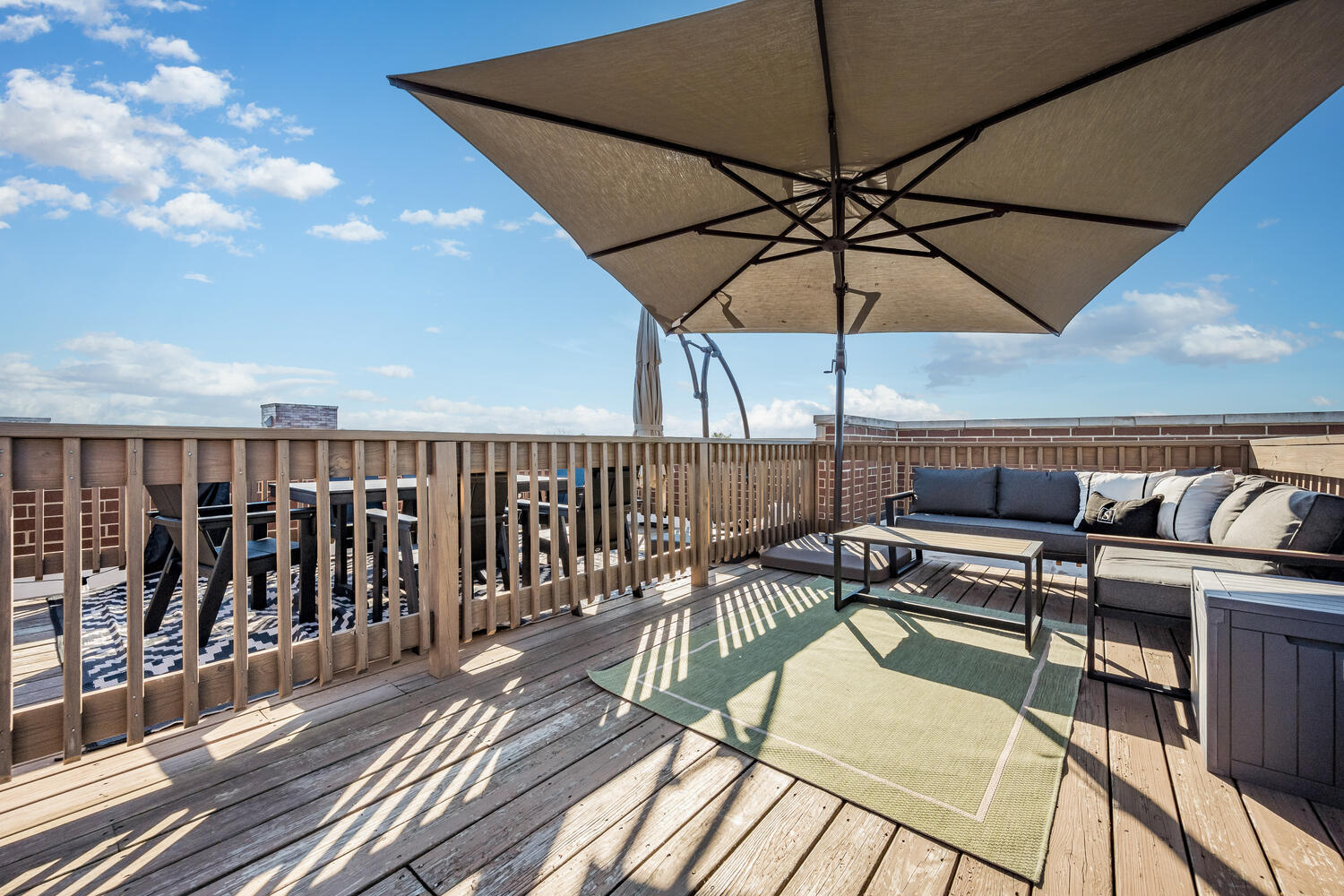 1841 N California Avenue Unit: 3B